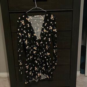 Summer short romper. From Ardene, Size US small, colours; black,yellow, blue